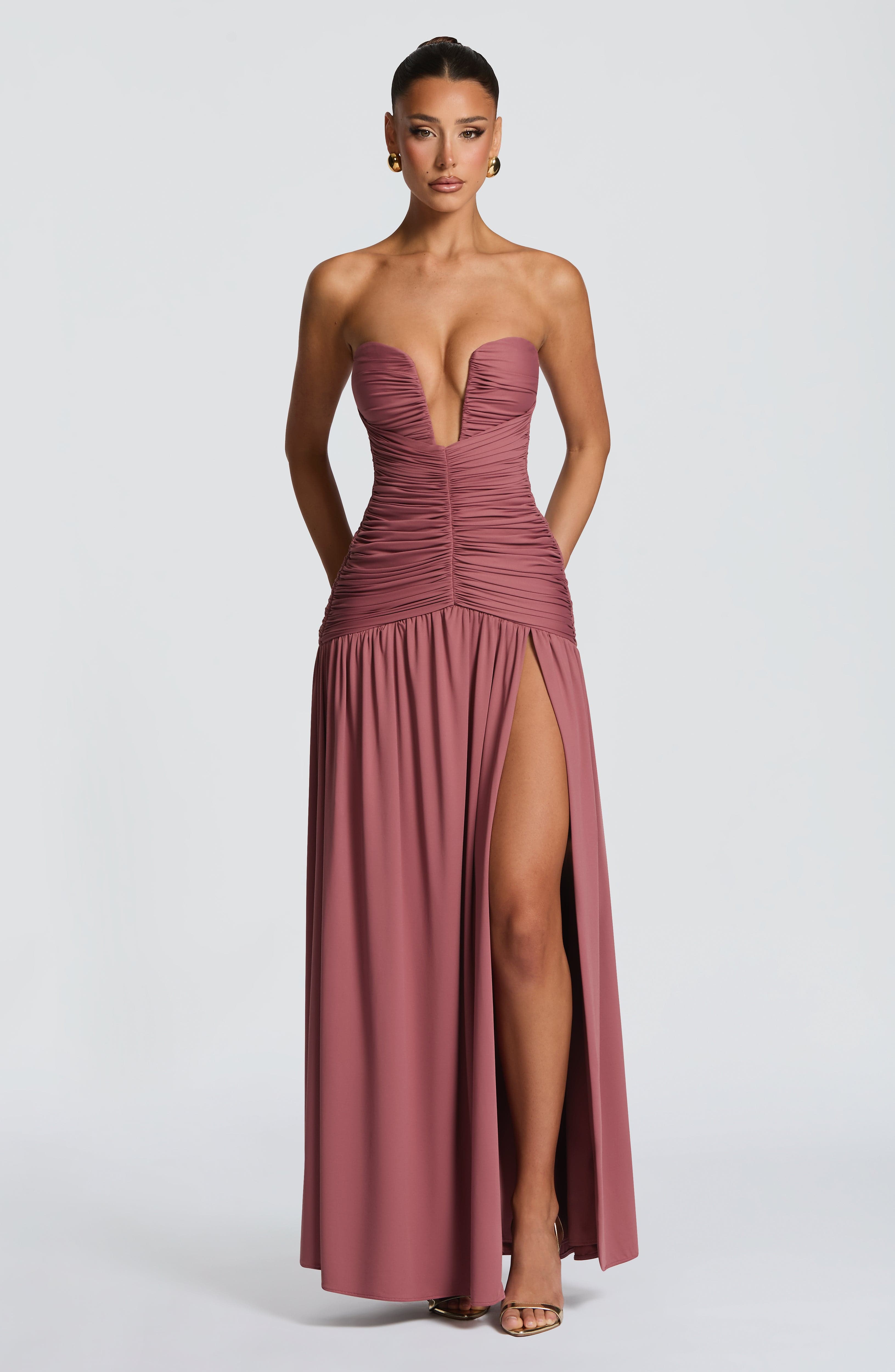 Vestido Junia™ | Elegancia estructural en cada detalle